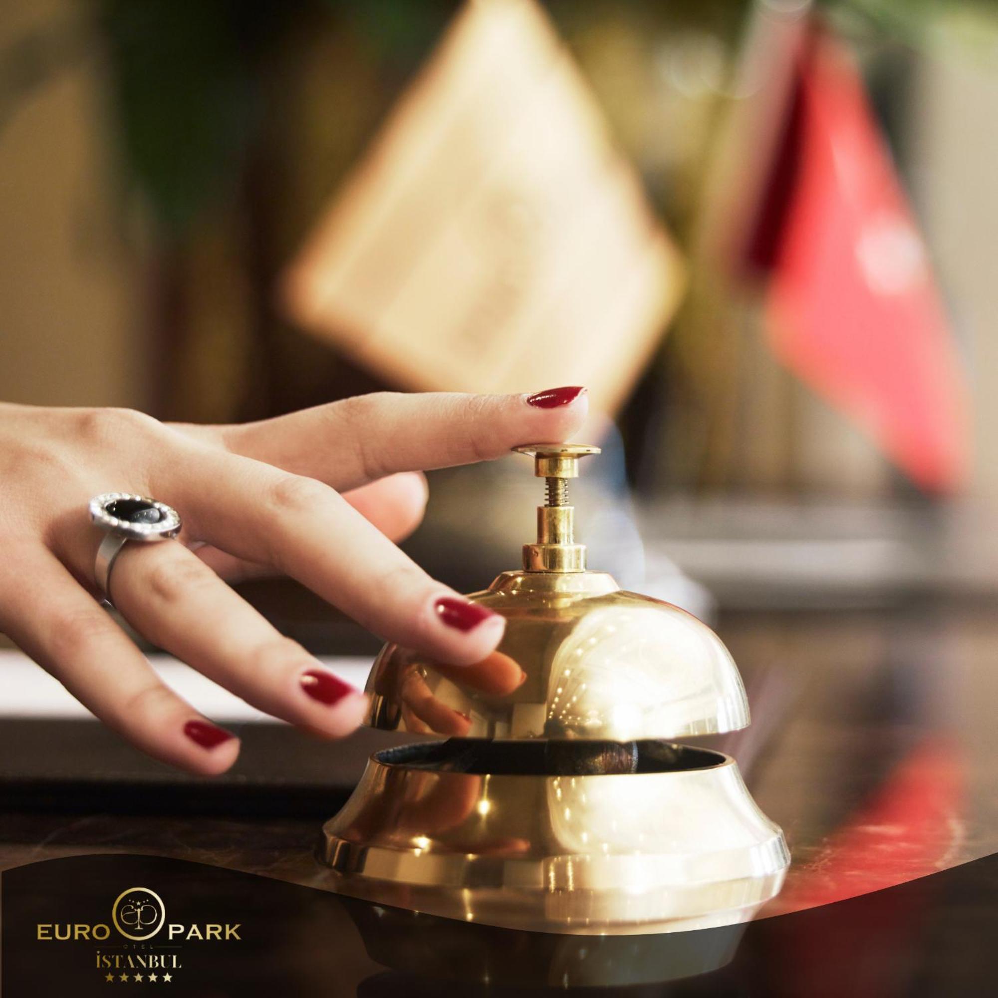 Euro Park Otel Истанбул Екстериор снимка