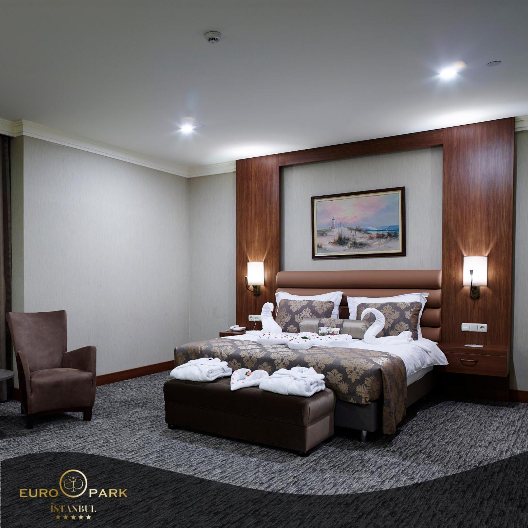 Euro Park Otel Истанбул Екстериор снимка